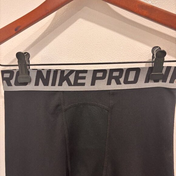 Nike Men's PRO Dri-Fit Tight Cropped Size L Cool Dry Compression Base Layer - Picture 6 of 14